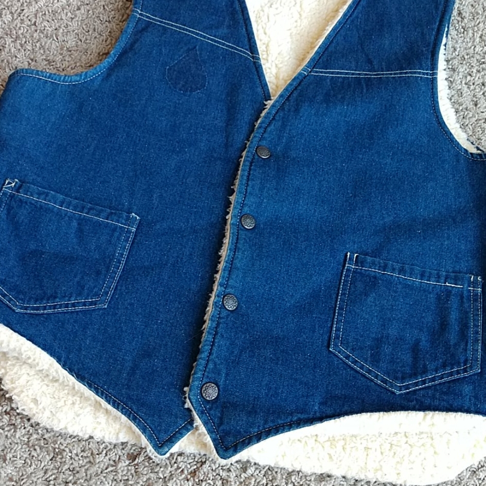 Vintage Denim & Sherpa Vest - Picture 5 of 8